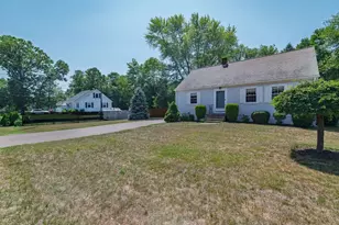 258 Mansfield Ave, Norton, MA 02766 - Photo 3