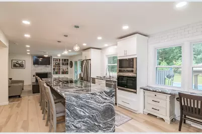 49 Quinnehtuk Rd, Longmeadow, MA 01106 - Photo 13