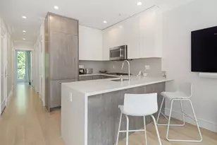53 Rutland Sq, Boston, MA 02118 - Photo 3
