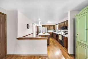 231 Edgewood Rd, West Springfield, MA 01089 - Photo 15