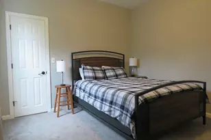 26 Edward St, New Bedford, MA 02740 - Photo 11