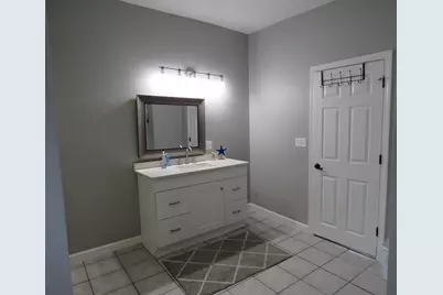 26 Edward St, New Bedford, MA 02740 - Photo 21