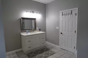 26 Edward St, New Bedford, MA 02740 - Photo 21