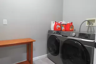 26 Edward St, New Bedford, MA 02740 - Photo 25