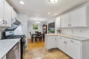 2 Purcell Dr, Chelmsford, MA 01824 - Photo 13