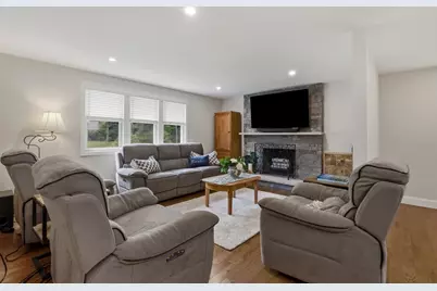 19 Michael Ave., Nashua, NH 03062 - Photo 9