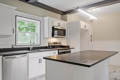 1347 Main Street, Leominster, MA 01453 - Photo 15