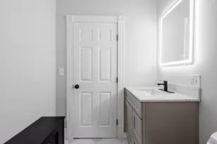 1347 Main St, Leominster, MA 01453 - Photo 39