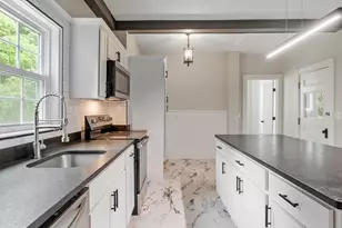1347 Main St, Leominster, MA 01453 - Photo 17