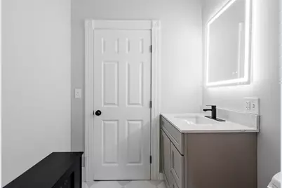 1347 Main Street, Leominster, MA 01453 - Photo 39