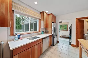 310 W Main St, Avon, MA 02322 - Photo 7