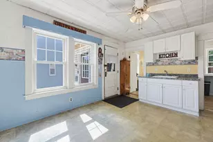 8 Wilder Ave, Lowell, MA 01851 - Photo 7