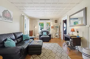 8 Wilder Ave, Lowell, MA 01851 - Photo 3