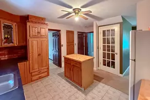 392 Mashapaug Rd, Holland, MA 01521 - Photo 5