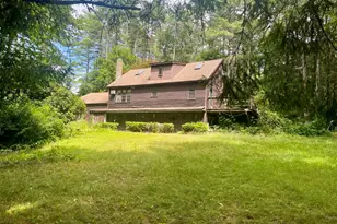 392 Mashapaug Rd, Holland, MA 01521 - Photo 1