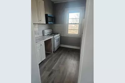 170 Buffinton St #2, Fall River, MA 02721 - Photo 5