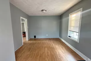 26 Valley St, Everett, MA 02149 - Photo 5