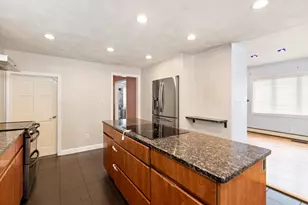 11 Jackson St, Saugus, MA 01906 - Photo 13