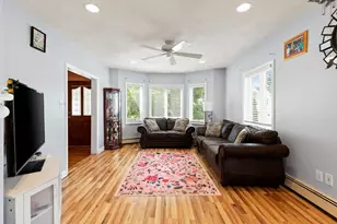 11 Jackson St, Saugus, MA 01906 - Photo 5