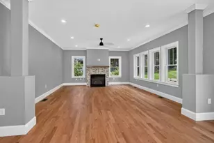 121 Lexington St, Burlington, MA 01803 - Photo 9
