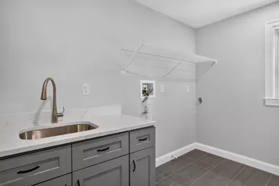 121 Lexington St, Burlington, MA 01803 - Photo 29