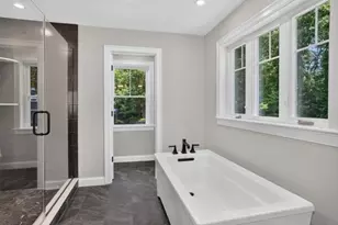 121 Lexington St, Burlington, MA 01803 - Photo 23