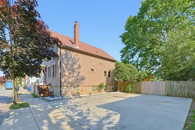 42 Grape St, New Bedford, MA 02740 - Photo 3
