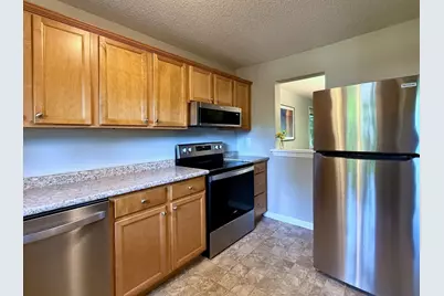 162 Prospect Ave #7, Northampton, MA 01060 - Photo 7
