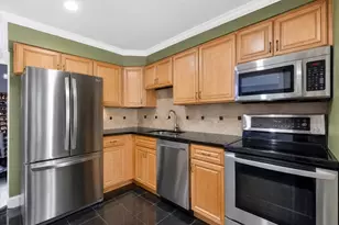 325 Plantation St, Worcester, MA 01604 - Photo 7