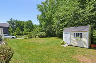 11 Bright St, Waltham, MA 02453 - Photo 31
