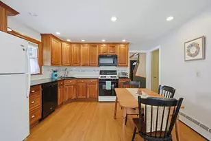 11 Bright St, Waltham, MA 02453 - Photo 11