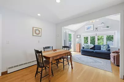 11 Bright St, Waltham, MA 02453 - Photo 13