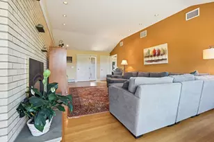 54 Sawmill Plain Rd, Deerfield, MA 01373 - Photo 7