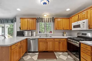 34 Arrowwood St, Methuen, MA 01844 - Photo 7