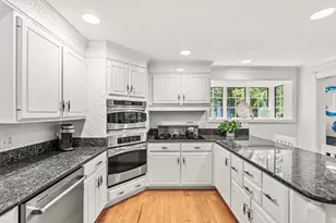 30R Magnolia Ave, Gloucester, MA 01930 - Photo 15