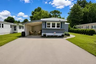 46 Teresa Dr, Hudson, MA 01749 - Photo 1