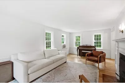 94 High St, Hingham, MA 02043 - Photo 3