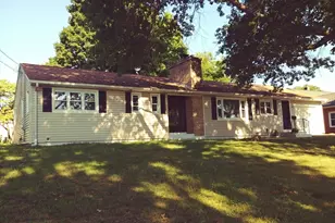 68 Dayton St, Springfield, MA 01118 - Photo 3