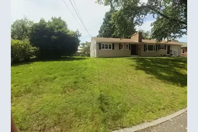 68 Dayton St, Springfield, MA 01118 - Photo 5