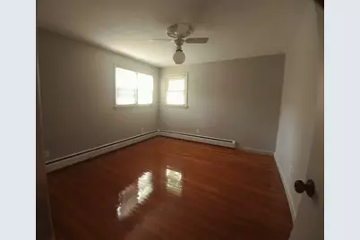 68 Dayton St, Springfield, MA 01118 - Photo 13