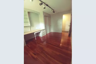 68 Dayton St, Springfield, MA 01118 - Photo 15