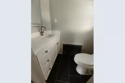 68 Dayton St, Springfield, MA 01118 - Photo 19