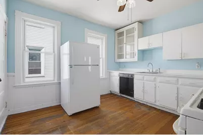 23 Santuit St, Boston, MA 02124 - Photo 19