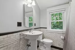 6 Findlay St, Wakefield, MA 01880 - Photo 27