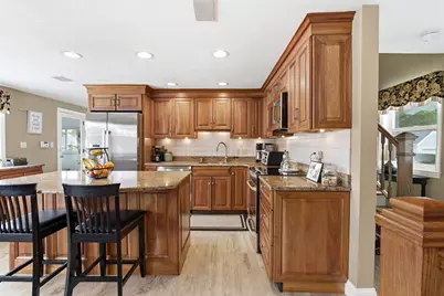 12 Wendy Way, Lynn, MA 01904 - Photo 5