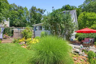 26 Grover Rd, Medford, MA 02155 - Photo 31