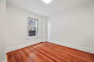 305 Medford St, Somerville, MA 02143 - Photo 5