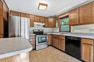 729 Old Barnstable Rd, Falmouth, MA 02536 - Photo 11