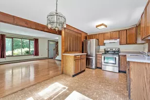 729 Old Barnstable Rd, Falmouth, MA 02536 - Photo 9
