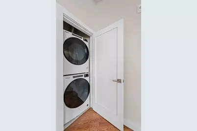 34 Tremaine St #5, Leominster, MA 01453 - Photo 5